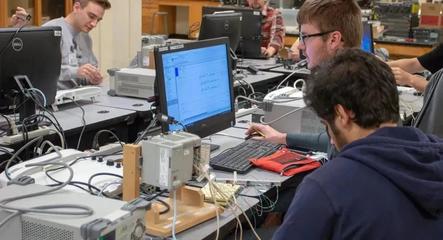 2021年美國大學最具價值專業排名揭曉 計算機軟硬件專業榮登吸金榜首