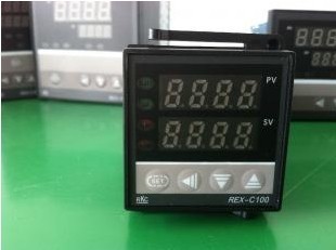 批發(fā)熱門 RKC溫控器REX-C100現(xiàn)貨供應(yīng)，工控控制器的可靠之選